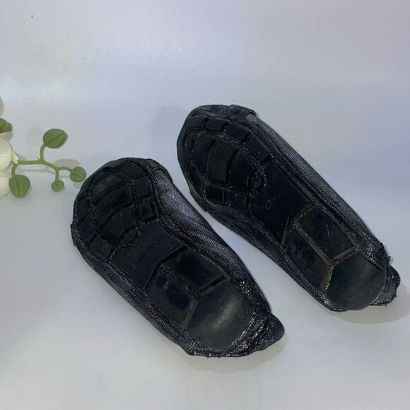 Elegant Calvin Klein Black Women's Flats 6 - Picture 7 of 9